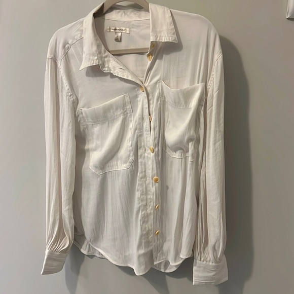 Banana Reuplic Bubble Sleeve top - Picture 1 of 3